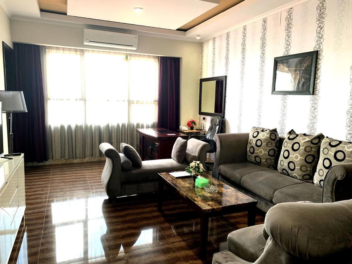 Pacific Hotel Ambon Bagian luar foto